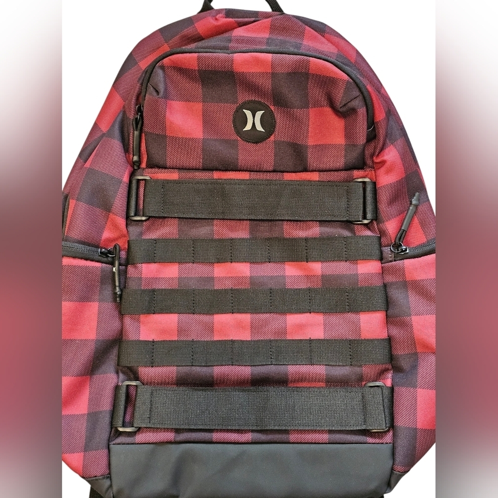Hurley Red and Black Checkered Men's Skateboared Backpack, 15" And NEW! - Picture 2 of 11